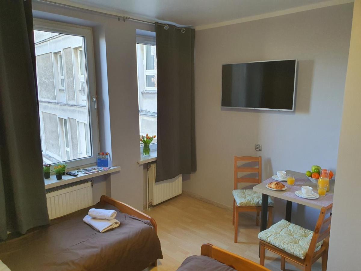 Jasna Hostelik Self Check-In Warszawa Eksteriør billede