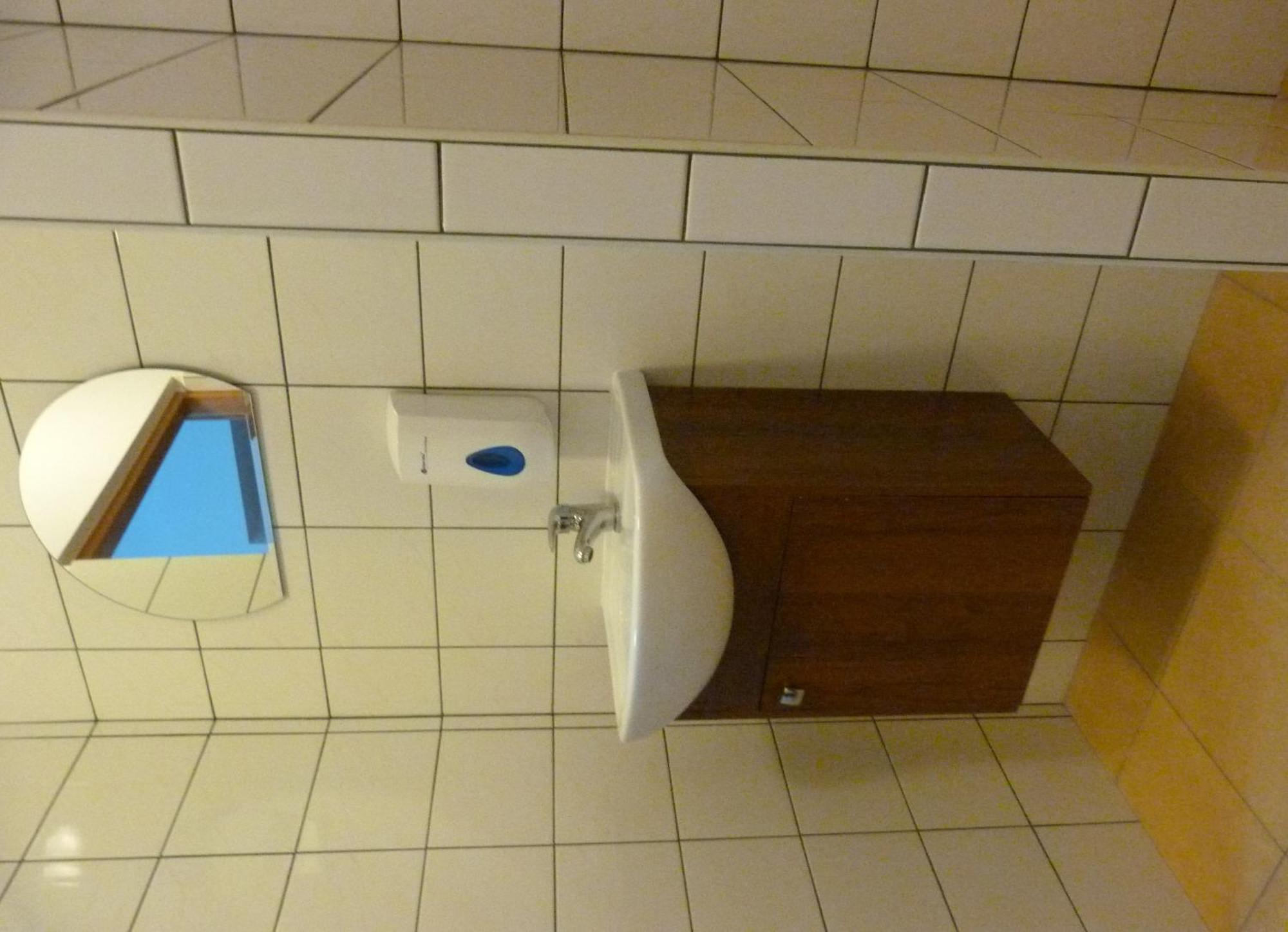 Jasna Hostelik Self Check-In Warszawa Eksteriør billede
